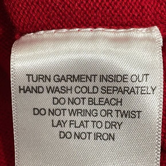 NWOT Alfred Dunner red and black sparkly sweater. Size M medium 8/10 - Picture 7 of 8